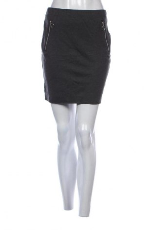 Rock Janina, Größe M, Farbe Grau, Preis 1,99 €