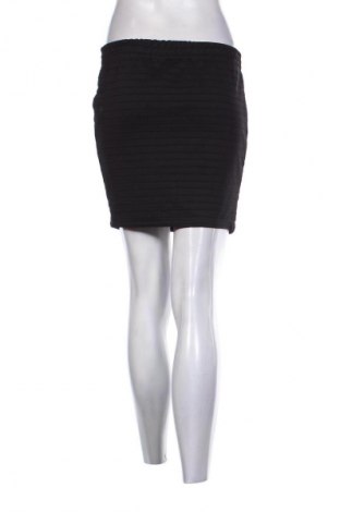 Пола Janina, Размер S, Цвят Черен, Цена 2,04 €