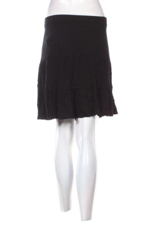 Пола Janina, Размер S, Цвят Черен, Цена 2,04 €