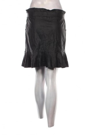 Пола Made In Italy, Размер M, Цвят Черен, Цена 2,04 €