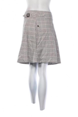 Пола Mango, Размер S, Цвят Многоцветен, Цена 2,04 €