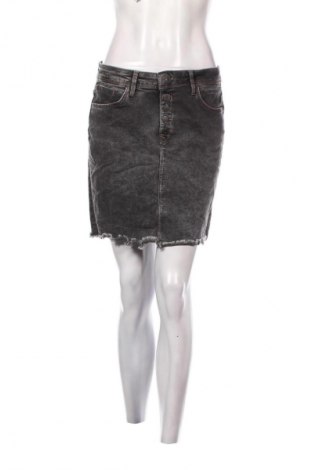 Spódnica Mavi, Rozmiar M, Kolor Szary, Cena 6,99 zł