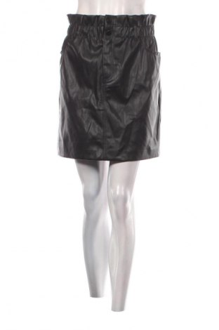 Пола ONLY, Размер L, Цвят Черен, Цена 2,55 €