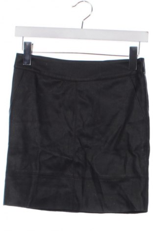 Пола ONLY, Размер XS, Цвят Черен, Цена 2,04 €