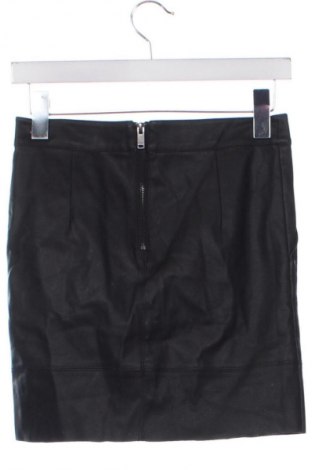 Пола ONLY, Размер XS, Цвят Черен, Цена 2,04 €