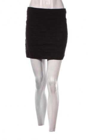 Пола Promod, Размер M, Цвят Черен, Цена 4,09 €