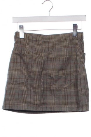 Пола Pull&Bear, Размер S, Цвят Многоцветен, Цена 2,04 €