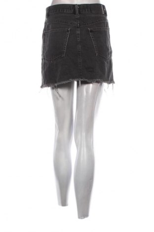 Rock Pull&Bear, Größe M, Farbe Grau, Preis 3,99 €