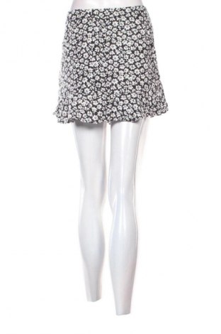 Пола Pull&Bear, Размер M, Цвят Многоцветен, Цена 2,04 €