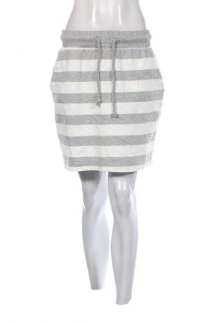 Sukně Reserved, Velikost M, Barva Vícebarevné, Cena  149,00 Kč