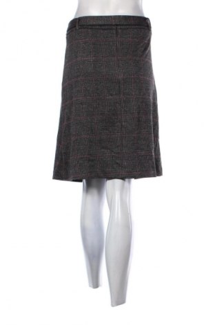 Пола Sa. Hara, Размер M, Цвят Многоцветен, Цена 2,04 €