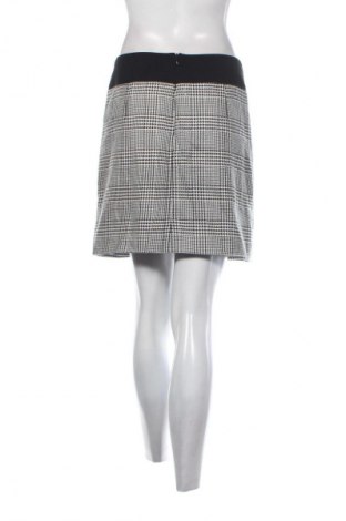 Пола Sarar, Размер M, Цвят Многоцветен, Цена 2,04 €