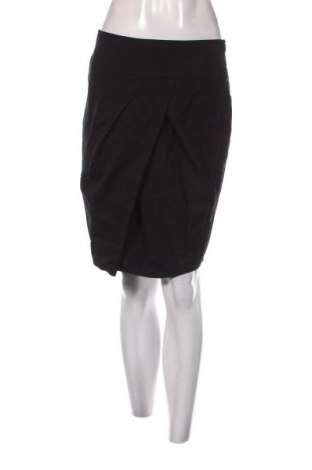 Пола Sisley, Размер M, Цвят Черен, Цена 2,04 €