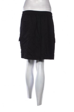 Пола Soya Concept, Размер M, Цвят Черен, Цена 2,04 €