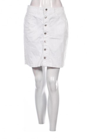 Пола Street One, Размер S, Цвят Бял, Цена 4,60 €