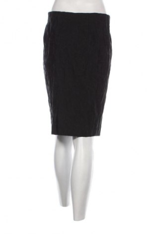 Пола Tuzzi, Размер M, Цвят Черен, Цена 2,04 €