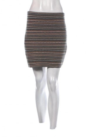 Пола Unbranded, Размер M, Цвят Многоцветен, Цена 2,04 €