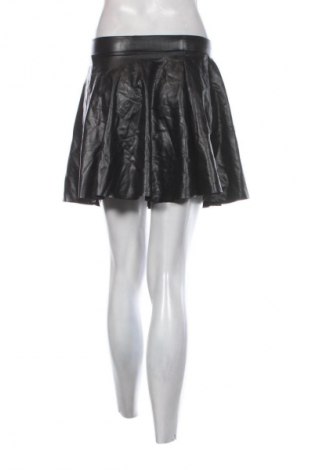 Пола Unbranded, Размер M, Цвят Черен, Цена 2,04 €