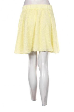 Пола Unbranded, Размер M, Цвят Жълт, Цена 2,04 €