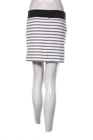 Пола Unbranded, Размер M, Цвят Многоцветен, Цена 2,04 €