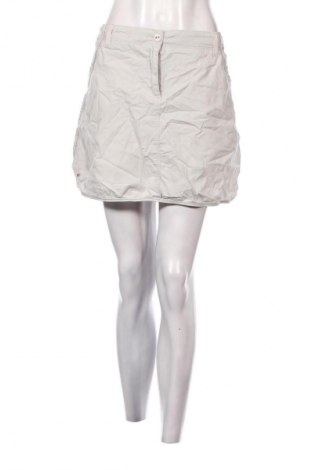 Пола Unbranded, Размер M, Цвят Сив, Цена 2,04 €