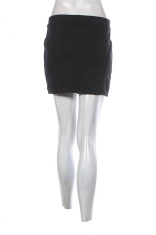 Пола Vero Moda, Размер XL, Цвят Черен, Цена 2,04 €