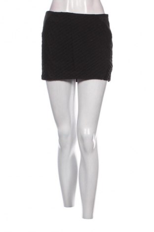 Пола Vero Moda, Размер M, Цвят Черен, Цена 2,04 €