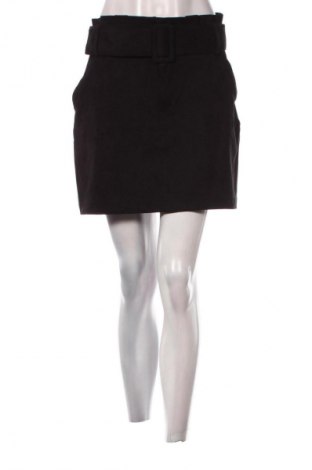 Пола Zara, Размер M, Цвят Черен, Цена 2,04 €