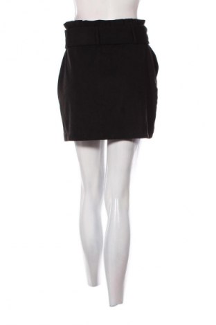 Пола Zara Trafaluc, Размер M, Цвят Черен, Цена 2,04 €