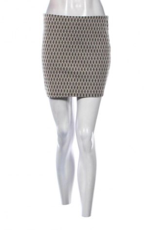 Пола Zara Trafaluc, Размер S, Цвят Многоцветен, Цена 3,57 €