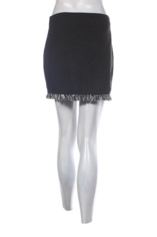 Пола Zara Trafaluc, Размер M, Цвят Черен, Цена 2,04 €