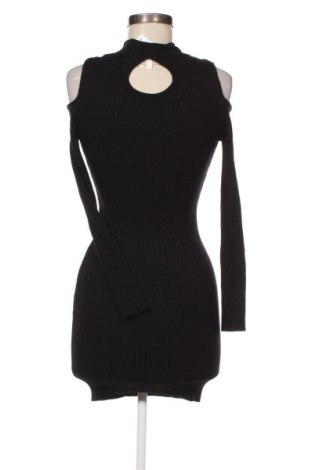 Kleid Apricot, Größe S, Farbe Schwarz, Preis 1,99 €