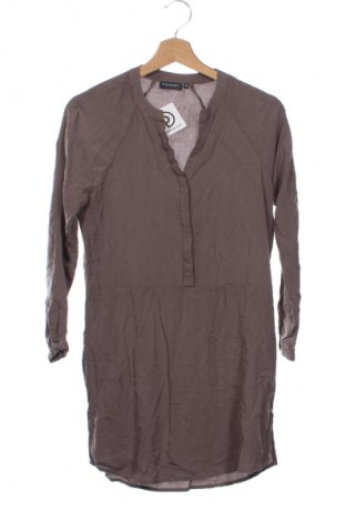 Kleid Broadway, Größe XS, Farbe Aschrosa, Preis 1,99 €