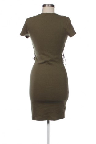 Рокля CoolCat, Размер M, Цвят Зелен, Цена 4,60 €