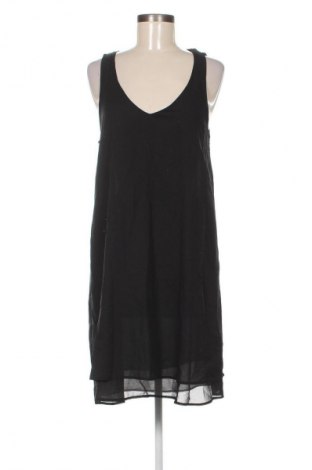 Рокля Edc By Esprit, Размер M, Цвят Черен, Цена 4,60 €