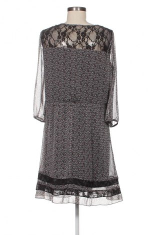 Рокля Etam, Размер M, Цвят Многоцветен, Цена 4,09 €