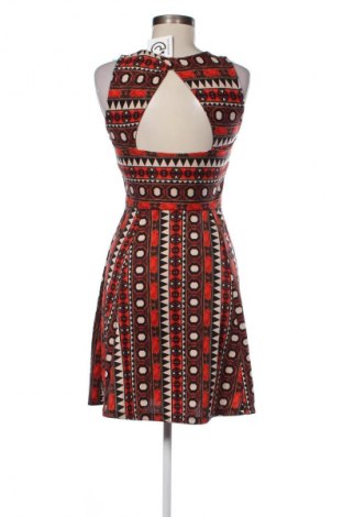 Šaty  H&M, Velikost S, Barva Vícebarevné, Cena  89,00 Kč