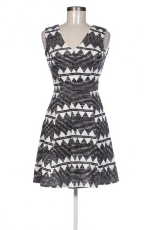 Šaty  H&M, Velikost S, Barva Vícebarevné, Cena  79,00 Kč