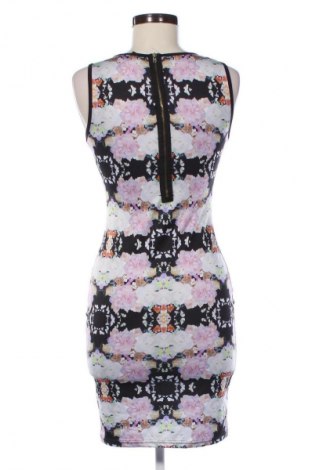 Šaty  H&M, Velikost S, Barva Vícebarevné, Cena  79,00 Kč