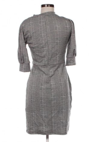 Šaty  H&M, Velikost S, Barva Vícebarevné, Cena  59,00 Kč