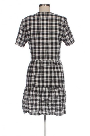 Рокля H&M Divided, Размер S, Цвят Многоцветен, Цена 3,57 €