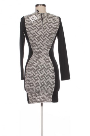 Šaty  H&M Divided, Veľkosť S, Farba Viacfarebná, Cena  1,95 €