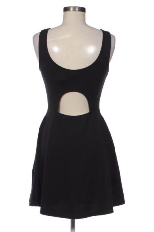 Рокля H&M Divided, Размер S, Цвят Черен, Цена 2,55 €