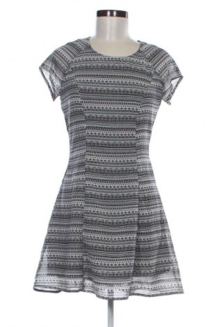 Рокля H&M Divided, Размер S, Цвят Многоцветен, Цена 2,55 €