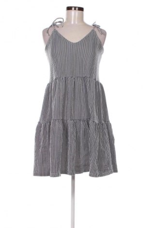 Рокля H&M L.O.G.G., Размер S, Цвят Многоцветен, Цена 3,06 €