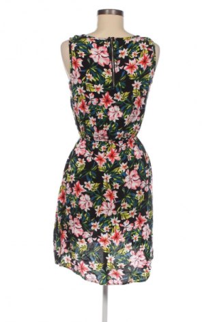 Рокля Jennifer Taylor, Размер S, Цвят Многоцветен, Цена 2,55 €