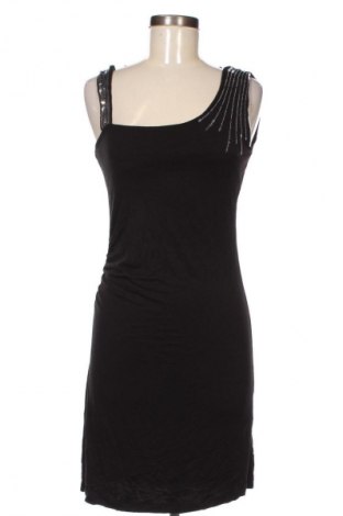 Ruha Okay, Méret M, Szín Fekete, Ár 1 359 Ft