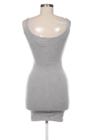 Рокля Pull&Bear, Размер S, Цвят Сив, Цена 3,06 €