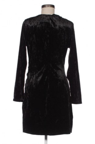 Φόρεμα Reserved, Μέγεθος L, Χρώμα Μαύρο, Τιμή 2,99 €