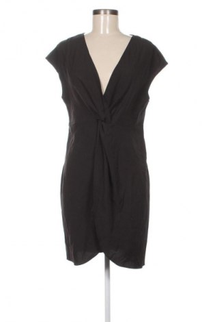 Рокля SHEIN, Размер L, Цвят Черен, Цена 3,06 €